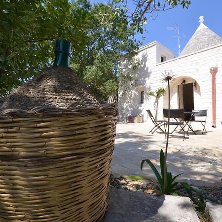 Bed and Breakfast Trulli Petra Chiara Locorotondo Esterno foto