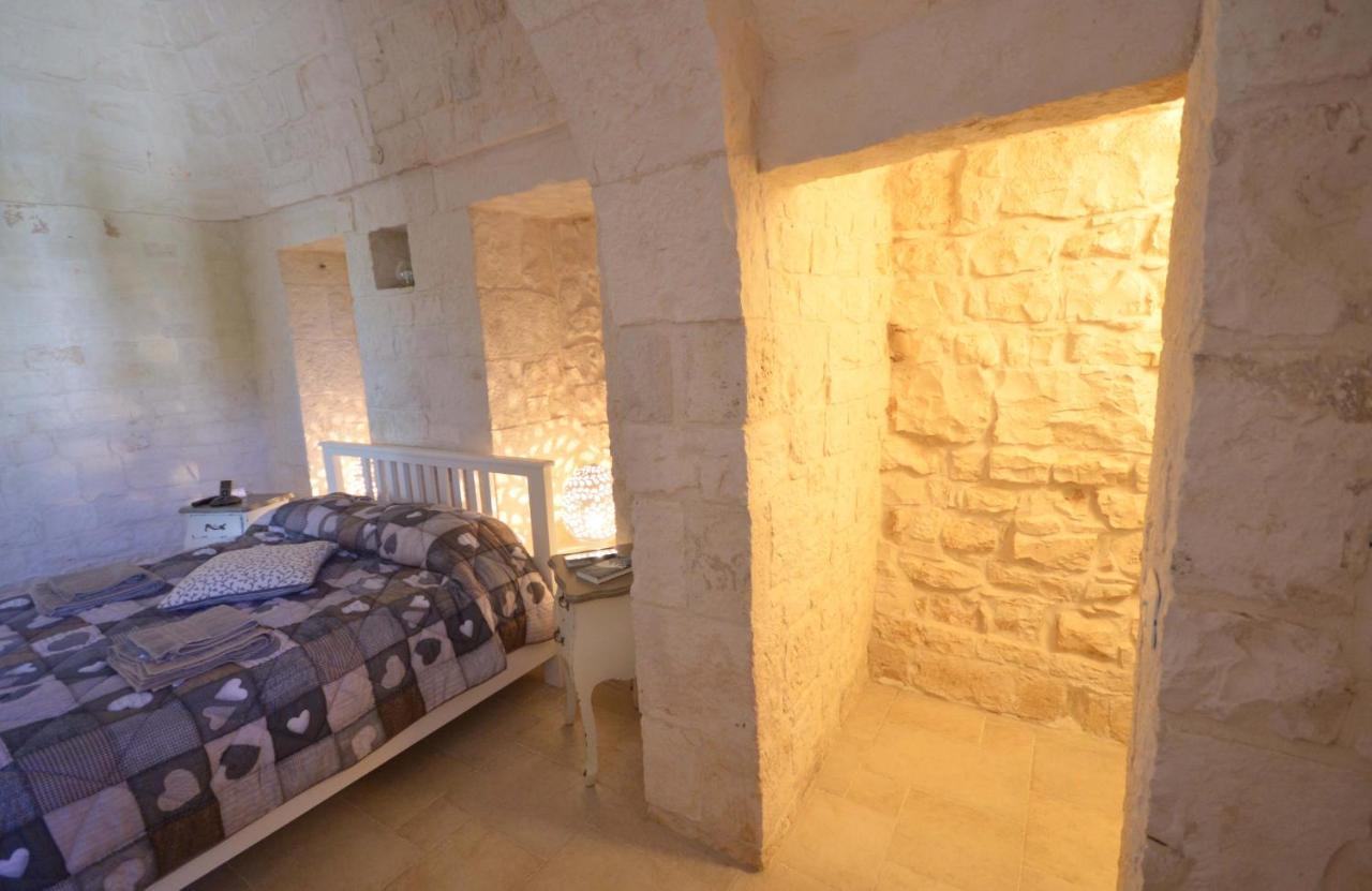 Bed and Breakfast Trulli Petra Chiara Locorotondo Esterno foto